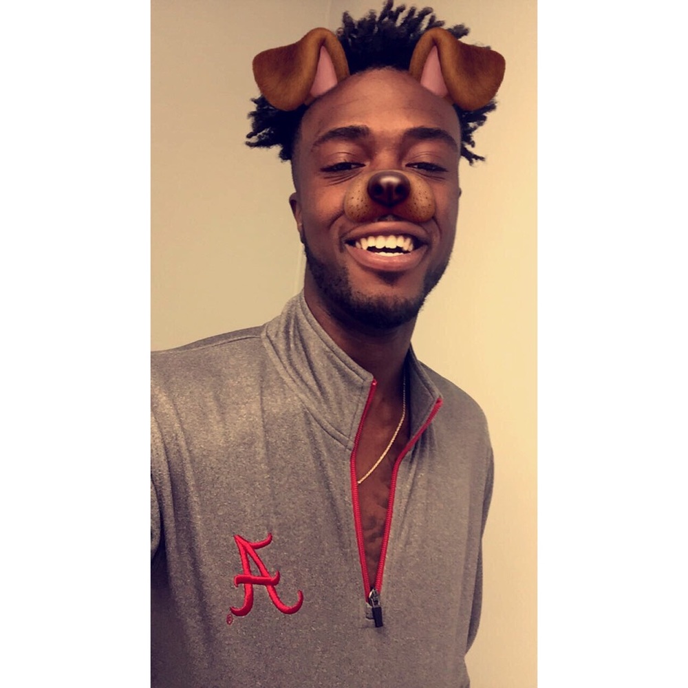 Meet your Posher, Zay